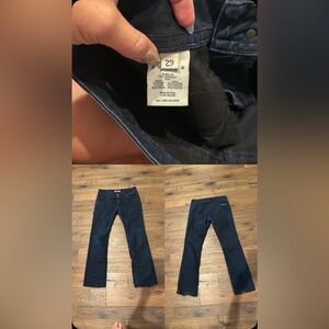 Hudson Jeans. Dark Denim. Size 29. Flare cut.
